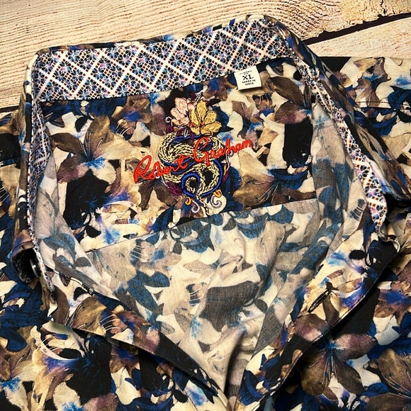 Robert Graham Men’s Shirt - Picture 3 of 3